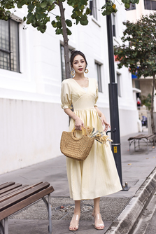 MAISIE PLUNGE NECK MIDAXI DRESS (LEMON)
